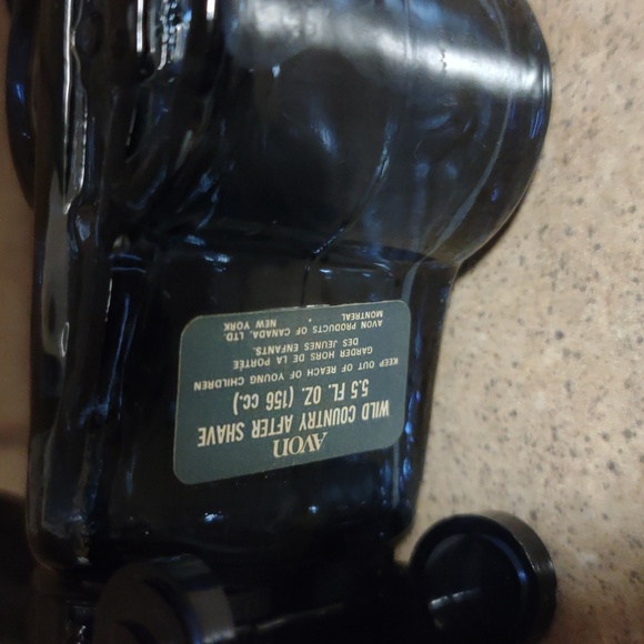 Avon collection - Picture 2 of 2